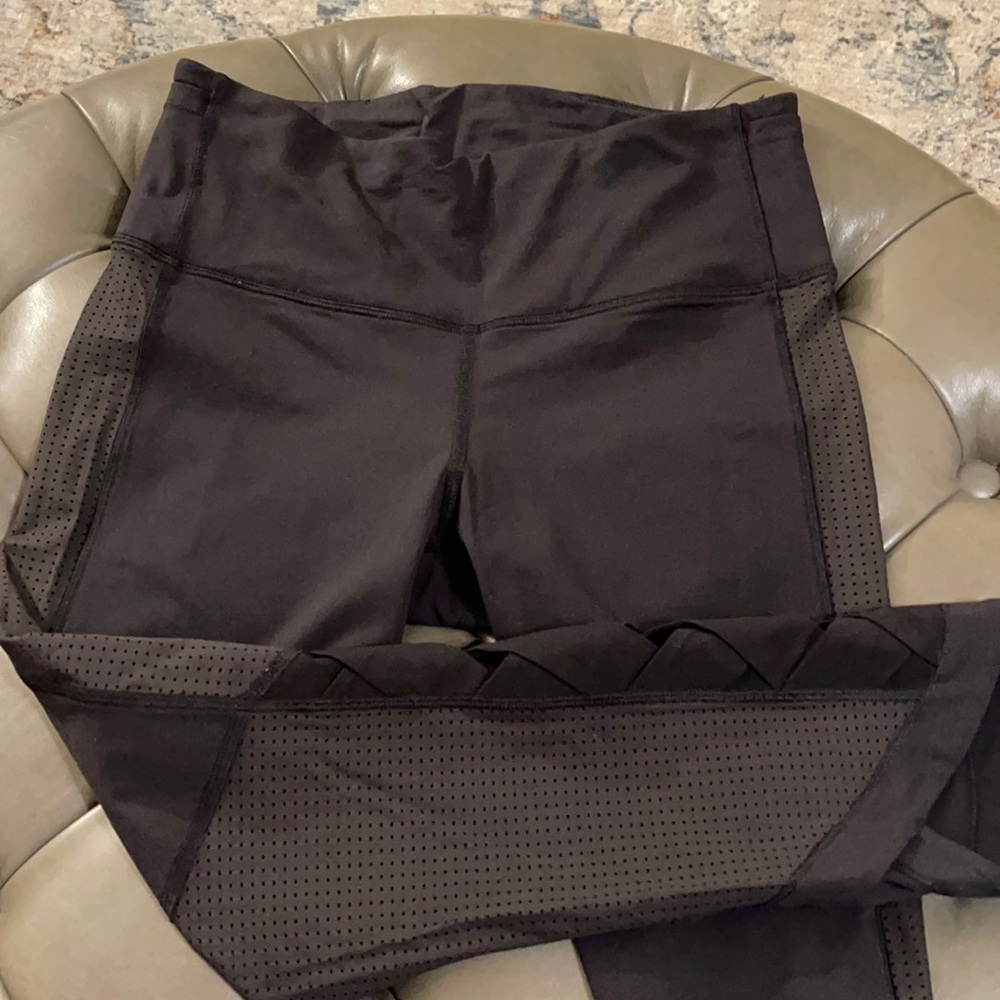 EUC Lululemon Crops